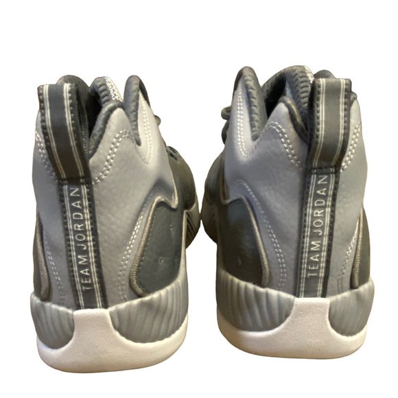 Jordan Jumpman Team 2 Men\'s 819175-003 Grey White Basketball Shoes Size 11 main image 7